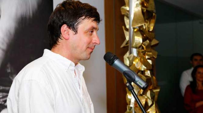 opera ce naste lumina