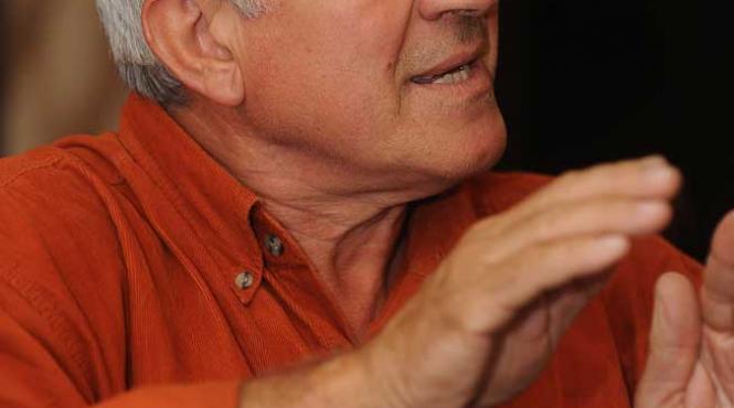 mandatul de europarlamentar al lui mircea diaconu contestat nu mai pierd vremea cu dreapta stanga cu georgesti cu basesti cu nimic