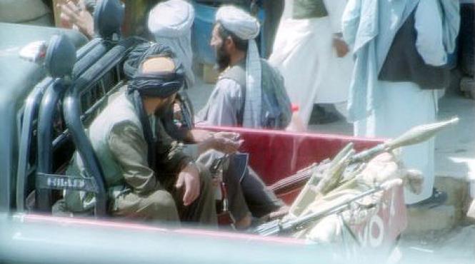 presedintele afganistanului acuza sua ca au facut schimbul de prizonieri cu talibanii peste capul sau