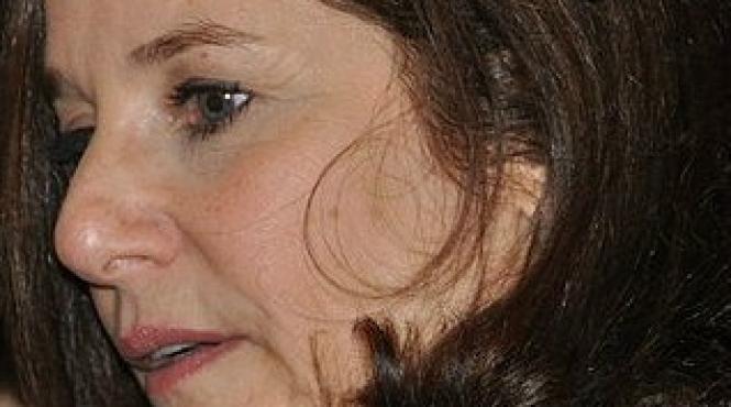 actrita debra winger la tiff problema exploatarii gazelor de sist este una foarte serioasa