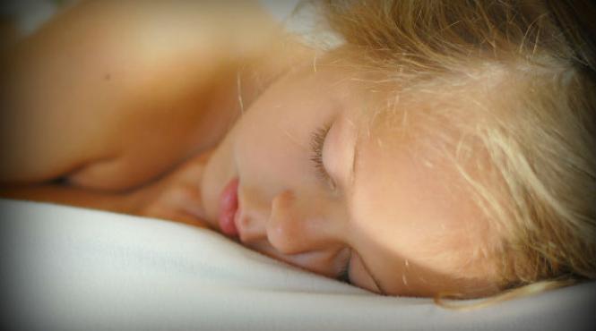 mecanismul prin care somnul imbunatateste memoria descoperit de cercetatori