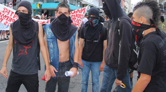 ziua si arestarile in manifestarile anti mondial din brazilia