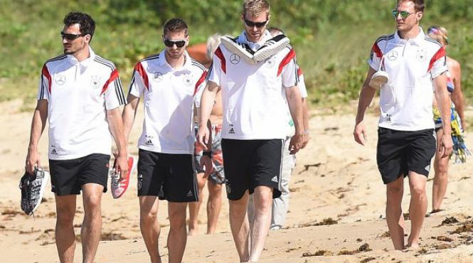 mondialul extravagantelor germania a construit un mic orasel sud americanii consuma sute de litri de ceai