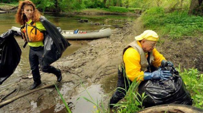 actiune de salubrizare a siturilor istorice dunarene din drobeta turnu severin