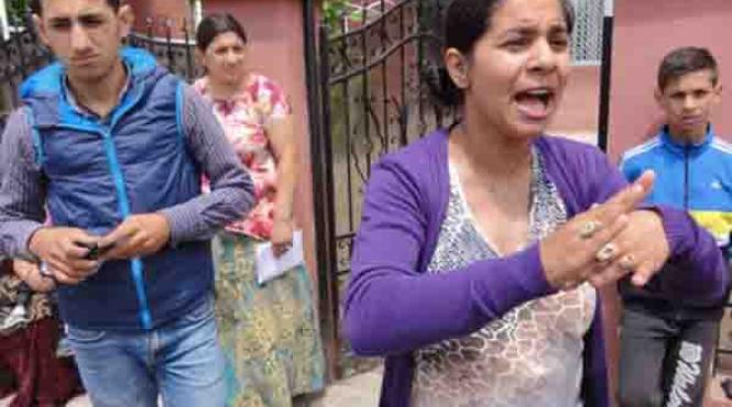 membrii familiei lui bercea mondial trimisi in judecata pentru santajarea lui mircea basescu