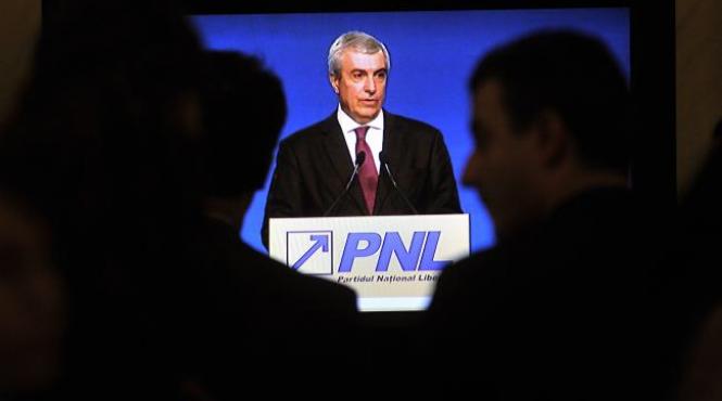 sase deputati liberali demisioneaza din pnl si se alatura lui tariceanu