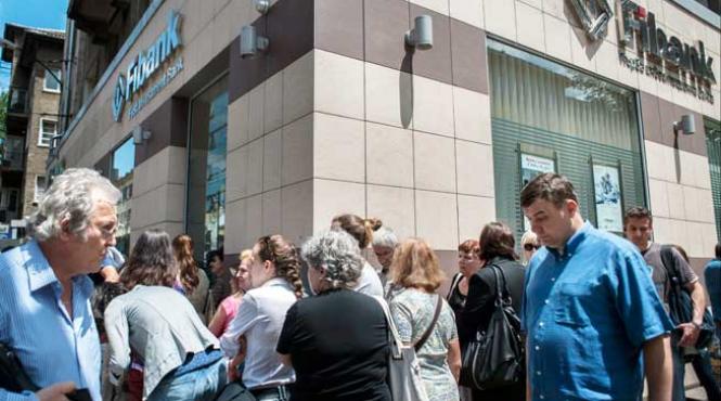 bulgaria in criza politica dupa neincrederea in banci
