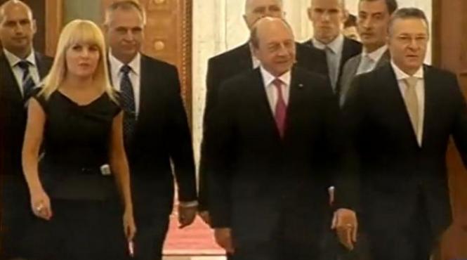 basescu chemat de udrea in parlament felicit pmp pentru rezultatul la alegeri
