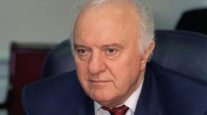 sevardnadze va fi ingropat in curtea casei sale din tbilisi