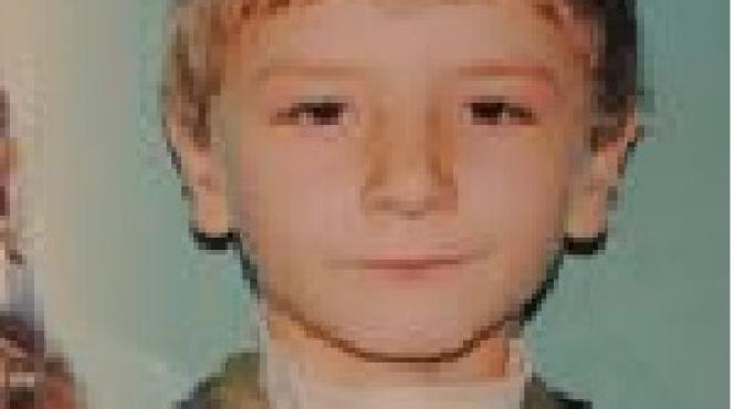 un baietel de 11 ani e disparut de trei saptamani