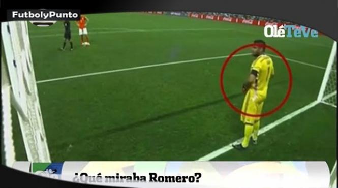 viral pe internet ce scoate portarul sergio romero din pantaloni in timpul penalty urilor din semifinala argentina olanda video