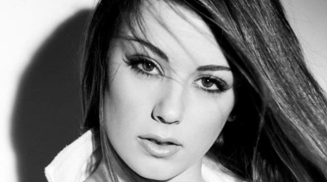 halucinant fotomodel din italia despre romani elemente urat mirositoare curve fara ru ine mai devreme sau mai tarziu va extermin