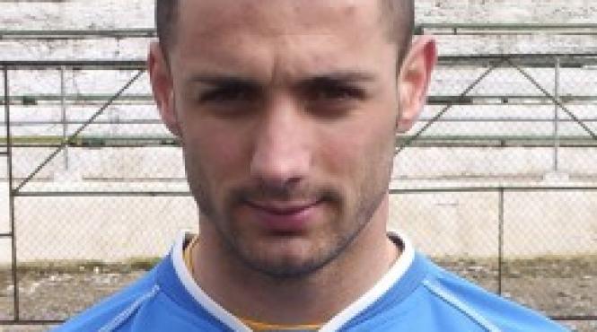 noaptea mintii un borfas cere autoritatilor daune de 100 000 de lei pentru ca a ratat petrecerea de revelion