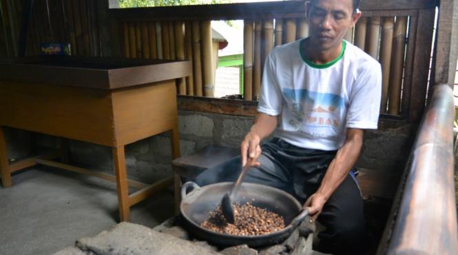 ce gust are cafeaua din caca de pisica cea mai scumpa cafea din lume