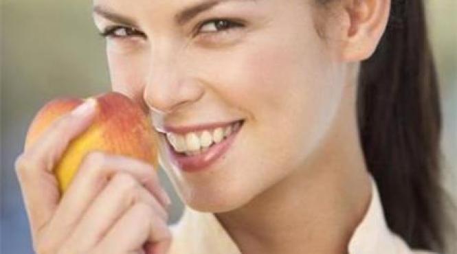 vezi de ce este indicat sa mananci piersici in zilele caniculare ce efect miraculos au