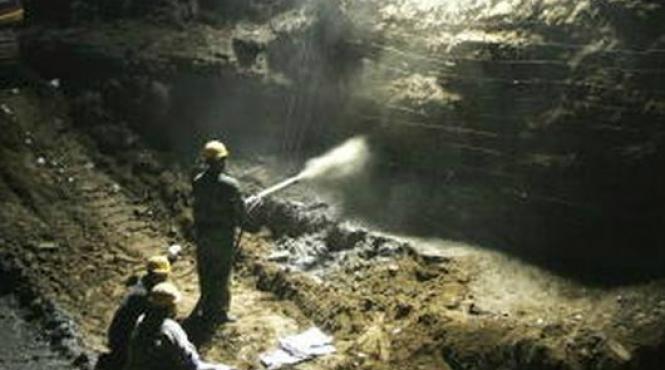 tunel rutier prabusit in china 13 persoane prinse sub daramaturi