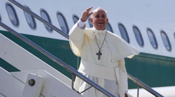 papa francisc la seul suveranul pontif sustine o reconciliere intre cele doua corei