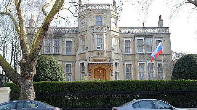 ambasadorul rusiei convocat la mae britanic pentru a da explicatii privind incursiunea militara rusa in ucraina