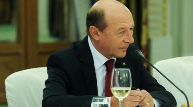 o noua diversiune pusa la cale de basescu folosindu se de documente livrate tot de el