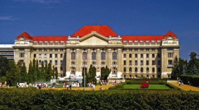 trei universitati ungare importante au luat masuri de precautie anti ebola inaintea inceperii anului universitar