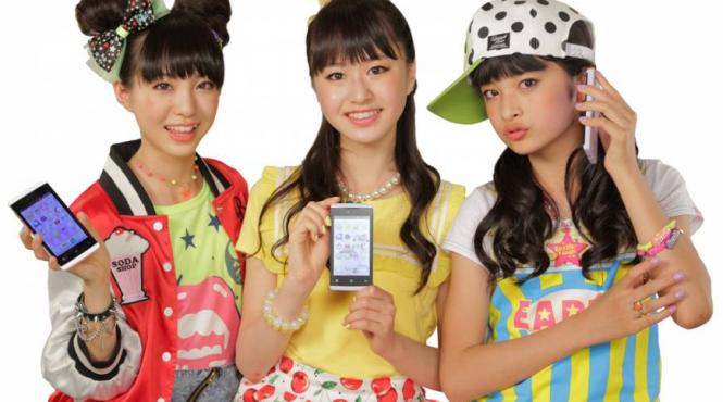 elevii dependenti de telefonul mobil au rezultate mai slabe la scoala