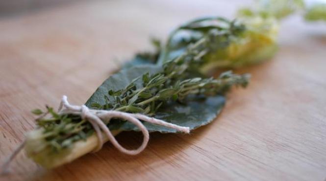 un clasic al bucatariei buchetul de ierburi aromatice bonus re eta de crap alsacian