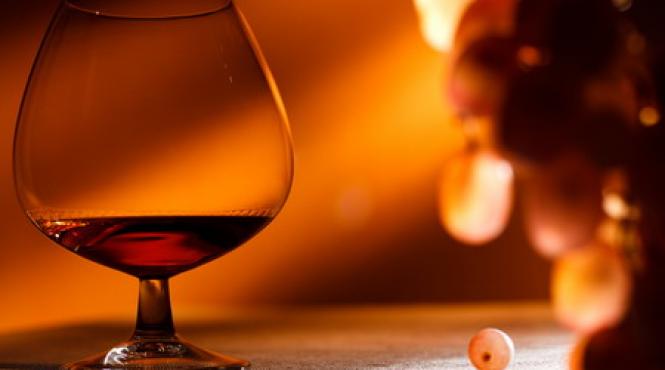 coniacul i vinul care i au facut praf pe churchill aznavour kusturica agatha christie frank sinatra i stalin