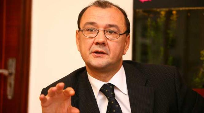 exclusiv fatuloiu scapat de dna procurorii din lotul papici au dat nup cusut cu ata alba pentru denuntatori generalul de politie si fiul acestuia