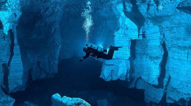 oamenii de stiinta rusi consternati ce au descoperit expertii in cel mai adanc si cel mai vechi lac din lume video