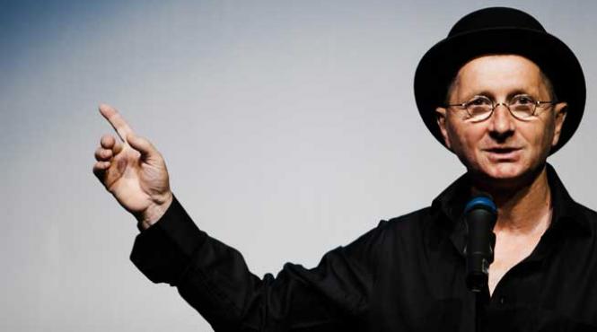 pe lipscani vine horatiu malaele