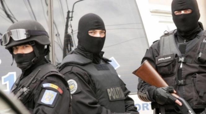 37 de perchezitii in judetul constanta la contrabandistii de tigari peste 180 de politisti sunt implicati in operatiune