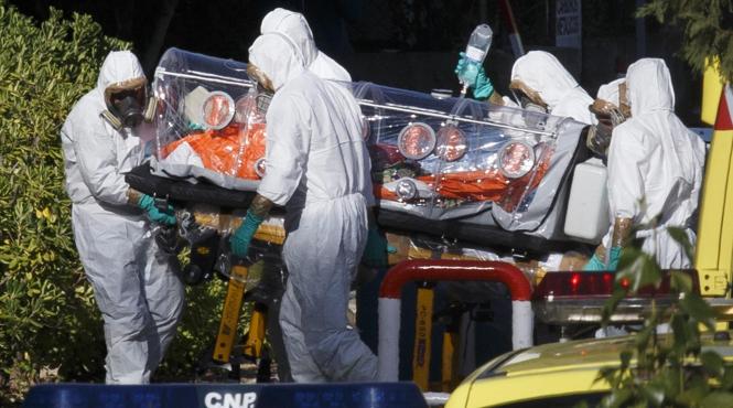 o asistenta medicala din spania testata pozitiv cu ebola