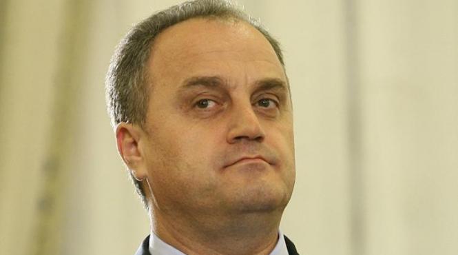 fostul ministru al comunicatiilor gabriel sandu audiat la dna in dosarul microsoft