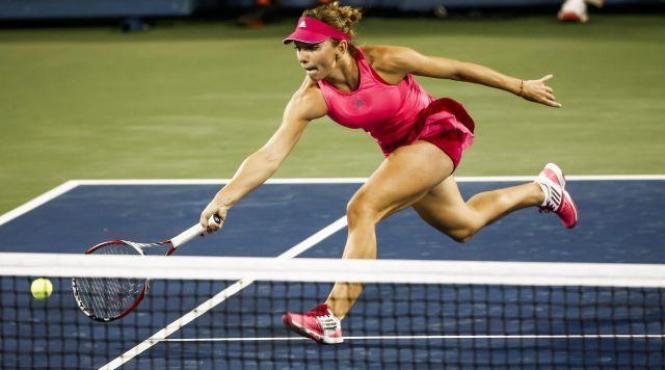 simona halep eugenie bouchard turneul campioanelor singapore