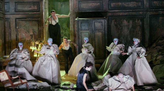 spectacolul lui silviu purcarete o furtuna se joaca la tel aviv