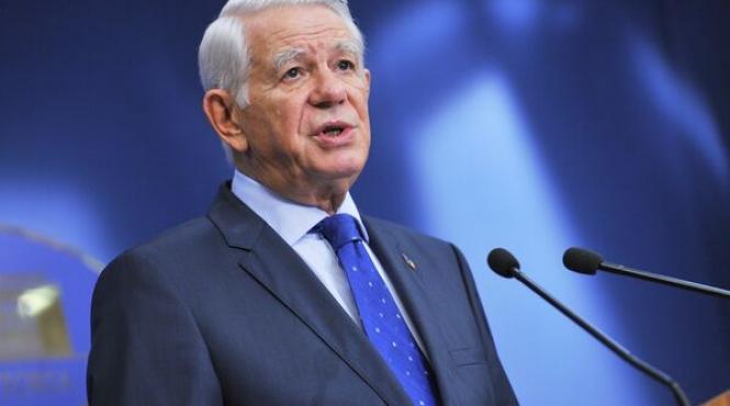 melescanu ministru pentru 8 zile