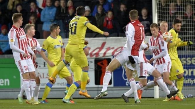 europa league aalborg bk a invins pe steaua bucuresti cu scorul de 1 0 in grupa j