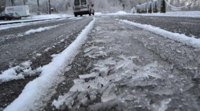 situatia drumurilor din tara comunicatu dat de cnadnr in urma atentionarilor meteo de polei