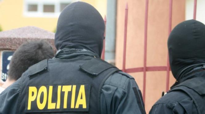 seful sipi suceava cercetat de dna cristian macsim este acuzat ca proteja politisti implicati in contrabanda cu tigari