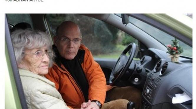 o batranica de 82 de ani obligata sa petreaca craciunul in masina