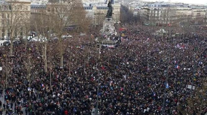 live video manifestatie uriasa la paris in memoria victimelor atacurilor teroriste 1 5 milioane de oameni au participat la marsul solidaritatii