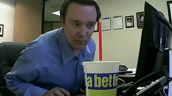 angajatul unei companii americane face senzatie pe net ce s a intamplat cu webcam ul din birou video