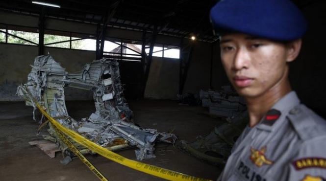 n a fost mana terorista avionul airasia a urcat cu viteza neobisnuita apoi s a prabusit