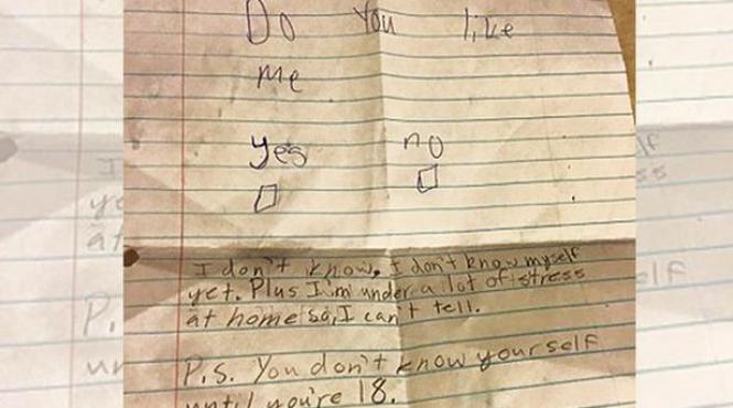 o feti a de 11 ani i a trimis un bile el de dragoste baiatului pe care il placea raspunsul lui a fost spectaculos
