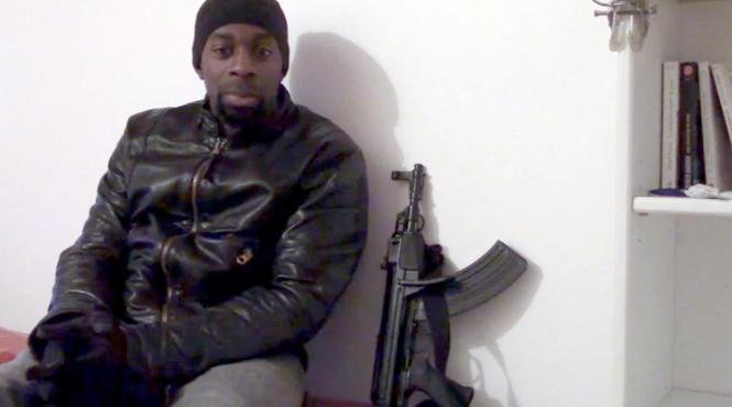 amedy coulibaly atacatorul de la hipermarketul din paris si a filmat crimele