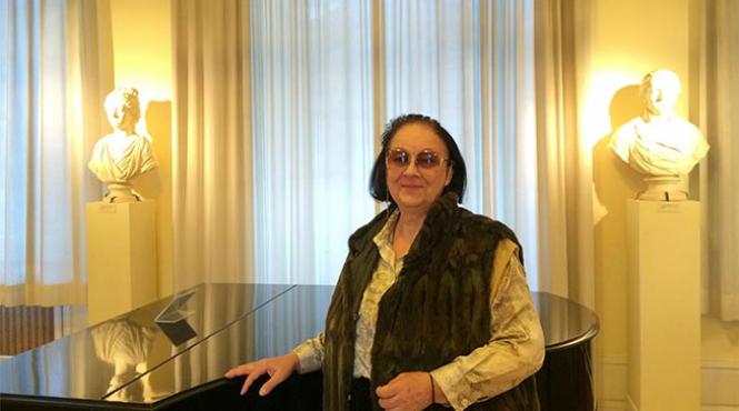 livia grama medilanski ambasadorul neincoronat al culturii romane ti in germania