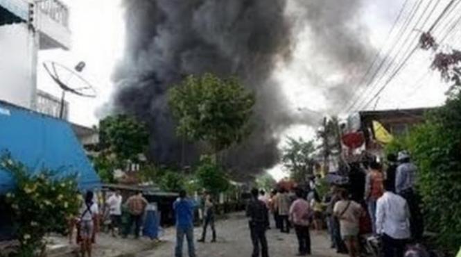 explozii la bangkok doua bombe au fost detonate intr un mall aglomerat din capitala thailandeza video