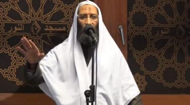 credinciosii stransi intr o moschee din berlin inmarmuriti ce le a predicat un imam intrece orice imaginatie video