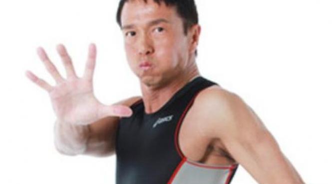 tehnica incredibila un japonez a slabit 13 kilograme in 49 de zile in fiecare zi timp de 2 minute a facut asta video