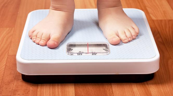 copil cu peste 40 kg la numai trei ani medicii germani au depistat o noua maladie